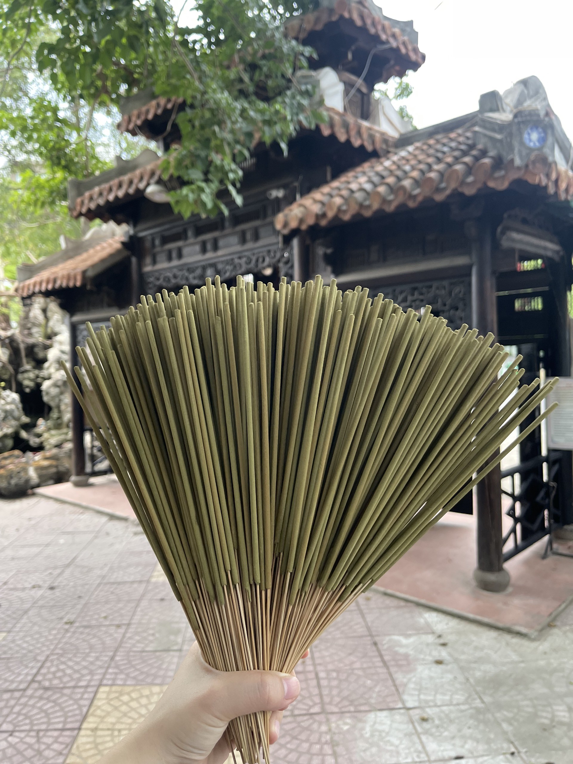 Nhang Khuynh Diệp 48cm 1Kg - Hương Quế Trà Bồng Quảng Ngãi
